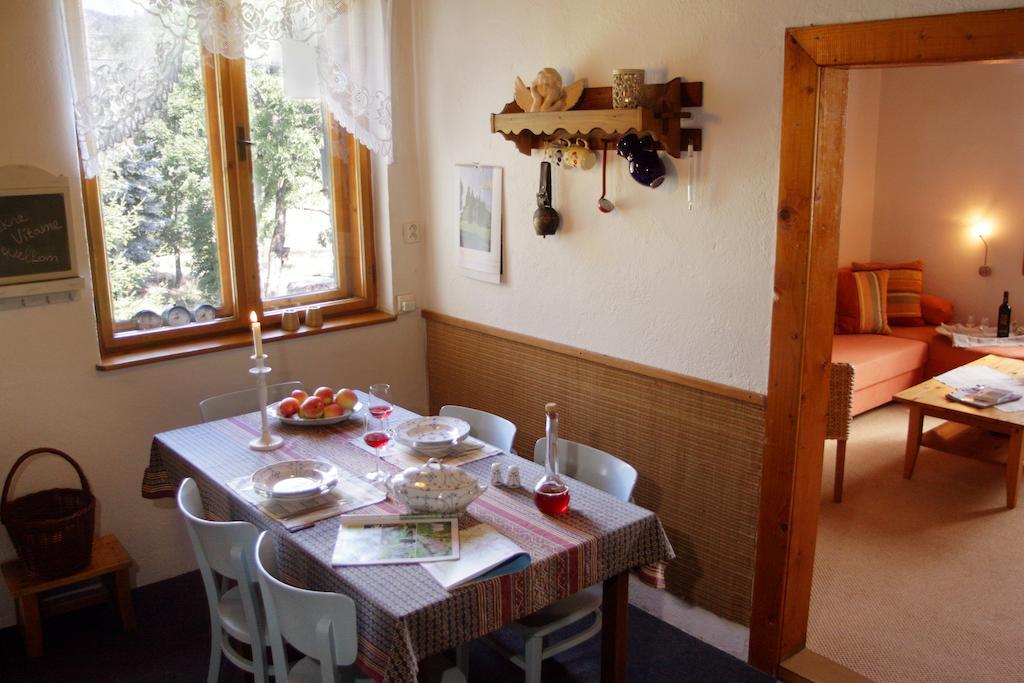Apartment At Sedliacky Dvor - Breznóbánya Szoba fotó